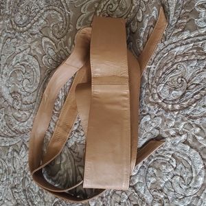 GILI Brown Leather Belt